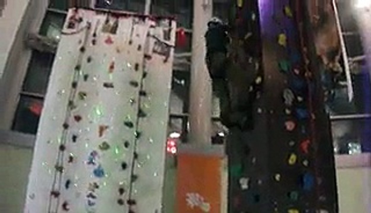 Milli sporcu Oğuzdan...