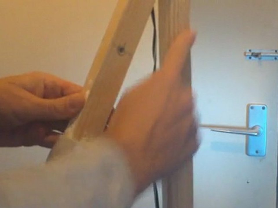 DIY Adjustable Camcorder Light Stand.