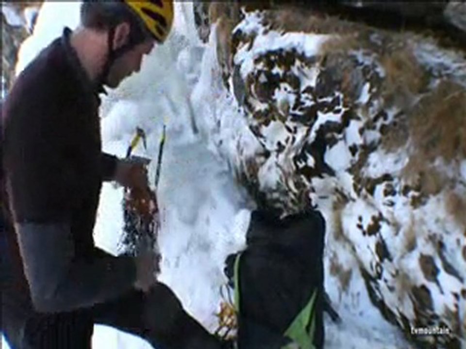 201103 les secrets de la glace pour pratiquer la cascade