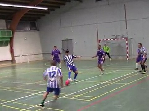 Real AGUILAS A – DREAMTEAM Championnat 2011-2012 UNCFS GARD Série A – 21 novembre 2011– 6