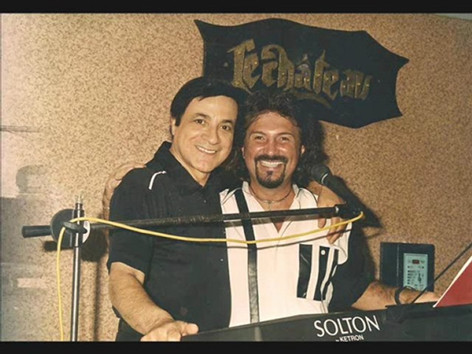 Yaşar YAĞMUR - Resmini ateşe attım