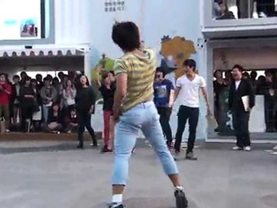 Taekwondo Shuffle in Korea