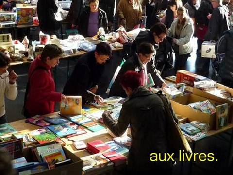 Braderie Vêtements - Foire aux Jouets 2011