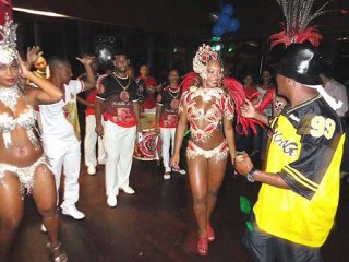PARTE 2  - Festa de 33 anos da Rede Mackenzie - 2011 - parte 2