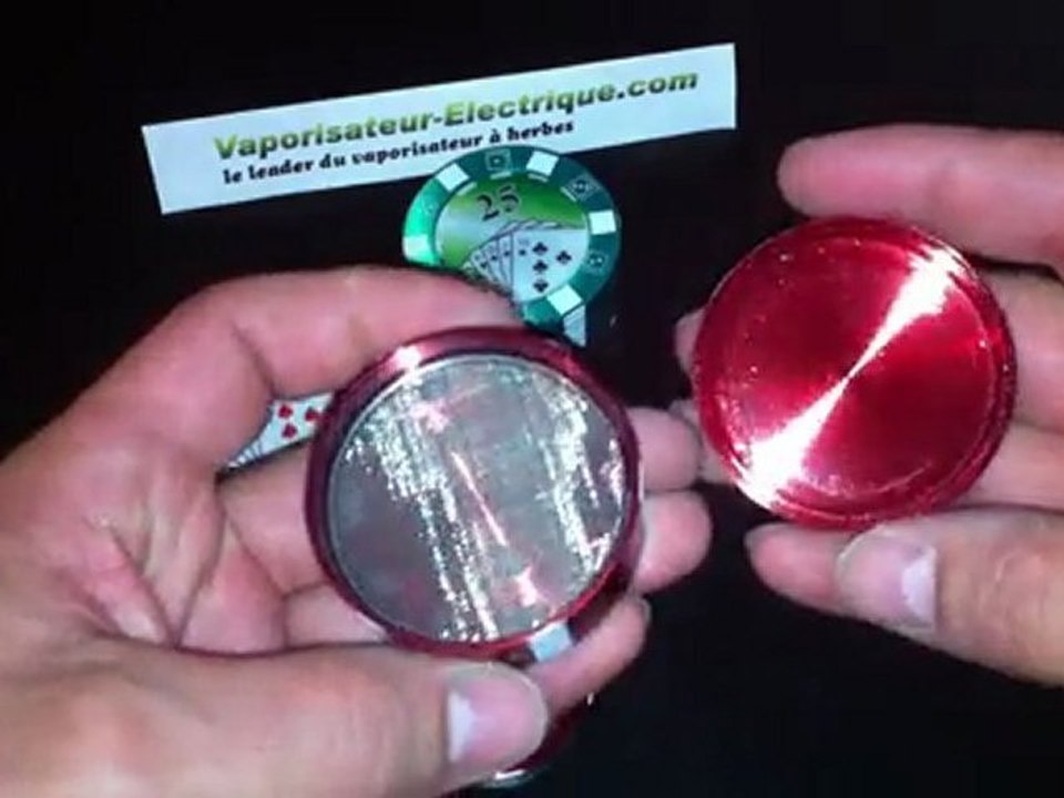 Grinder Poker 53mm