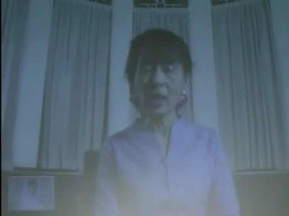 Aung San Suu Kyi en webcam à New York