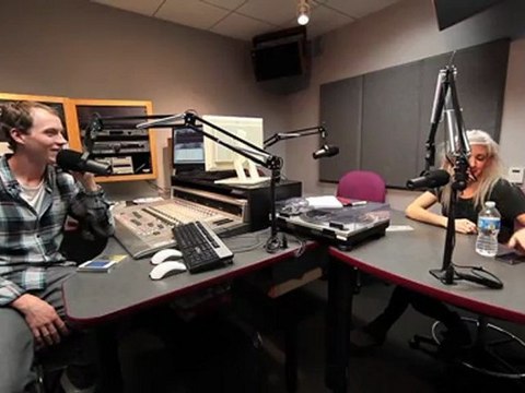 Ellie Goulding on Katy Perry Tour, Traveling, & New Music - Interview w/ DJ Skee