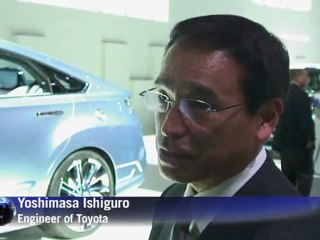 Carros verdes em Tóquio