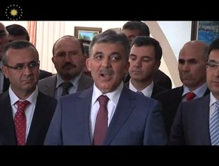 Cumhurbaşkanı Gül, Bişkek Büyükelçisi Akçal’ın onuruna verdiği resepsiyona katıldı