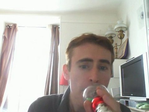 Wiwi égratigne les ombres de Jean Guidoni