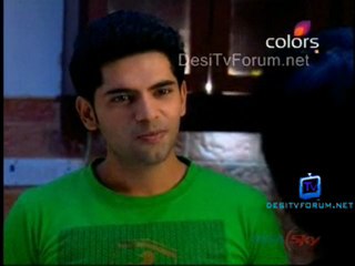 Hamari Saas Leela -1st December 2011 Watch Video Online Part4