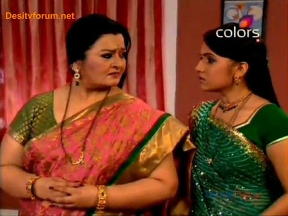 Hamari Saas Leela -1st December 2011 Pt1