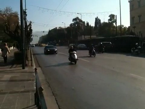 Αστυνομικά μέτρα στην Βασιλίσσης Σοφίας 2