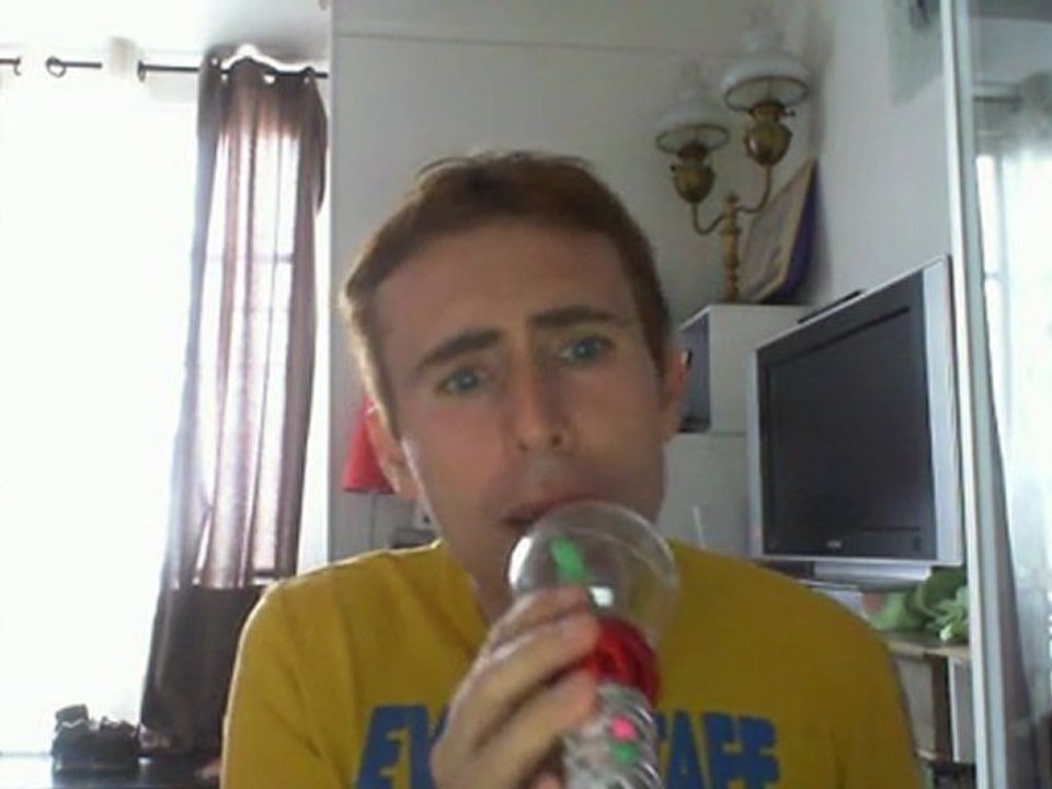 Wiwi égratigne "l'amour fou" de Cali