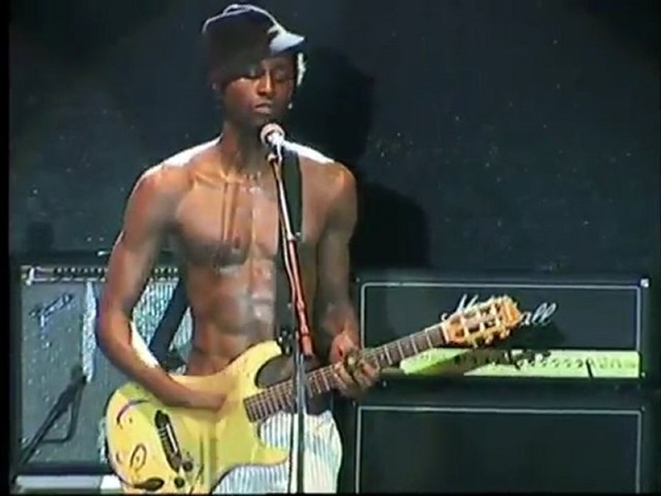 KEZIAH JONES - INVISIBLE LADDER - 23/08/2003