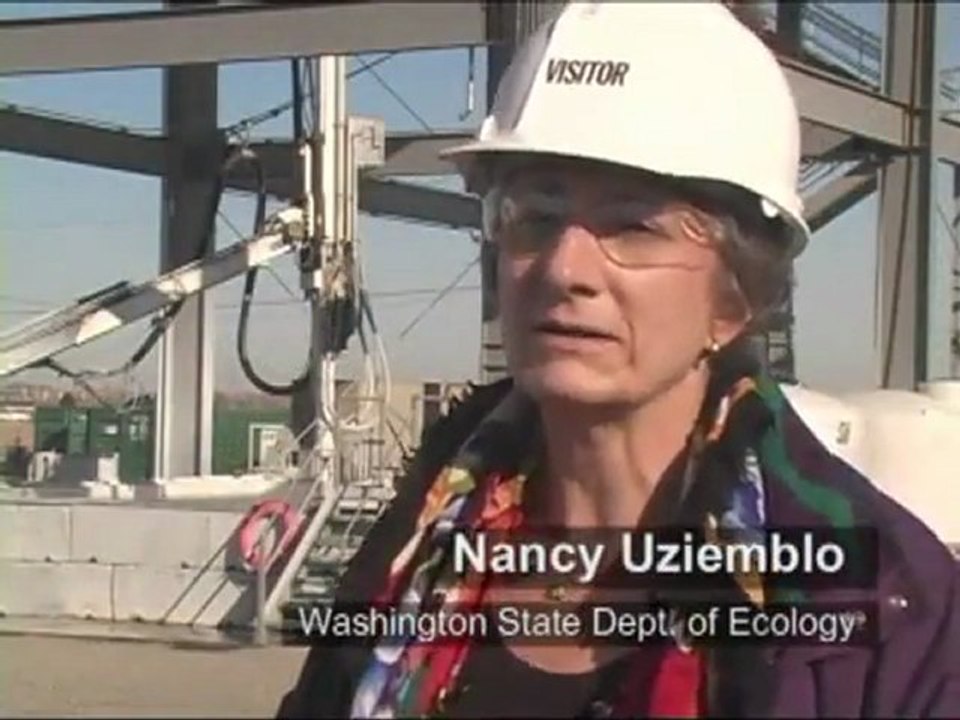 Training begins for Hanford's Mobile Arm Retrieval System - YouTube