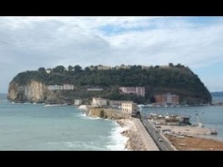 Napoli - Solidarte. finazieri in campo per i ragazzi di Nisida