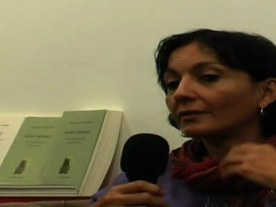 VERONICA VEGA  - Novelista cubana en Paris