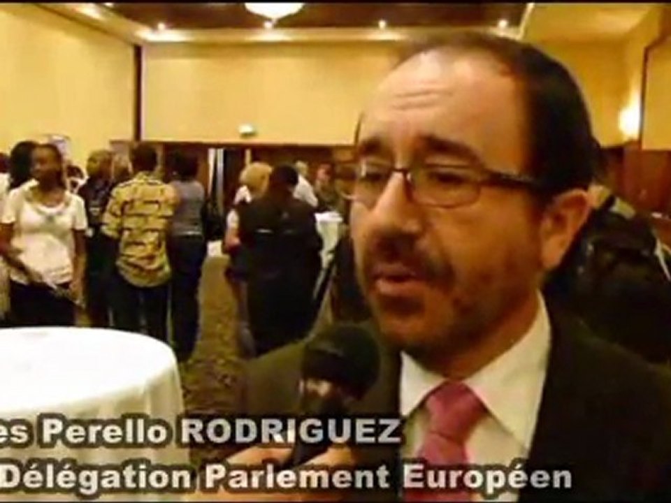 Rapports des observateurs nationaux et européens sur les élections.