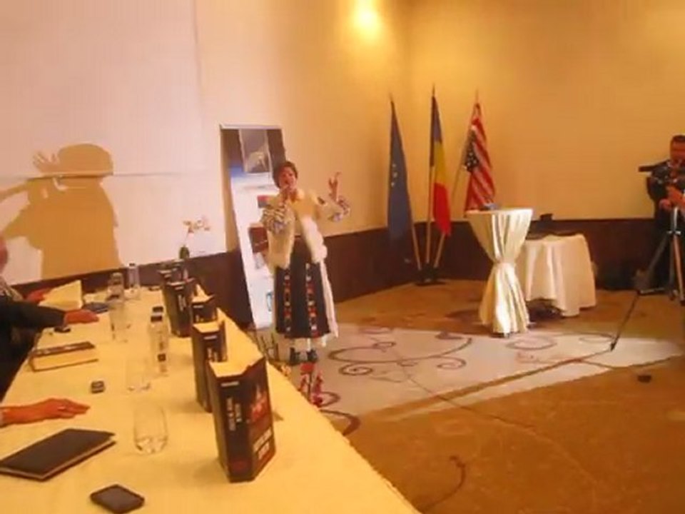 Larry Watts de Ziua Romaniei - Doamne ocroteste-i pe romani - Lansare la Bistrita