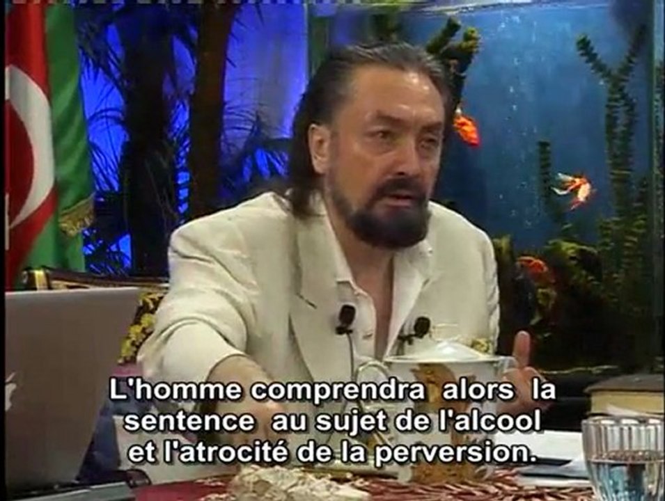 La solution à toutes sortes de perversion est de détruire le darwinisme et le matérialisme, de montrer que le Coran est la vérité et de vivre la crainte d’Allah et l'amour pour Allah