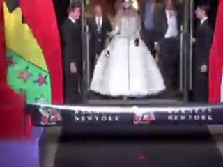 SNTV - Stars Rock Killer Cocktail Dresses