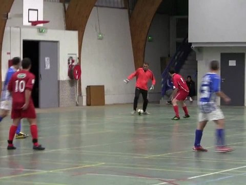 Real AGUILAS A – FC CAMARGUE Championnat 2011-2012 UNCFS GARD Série A – 1 décembre 2011– 1 – 1er mi-temps