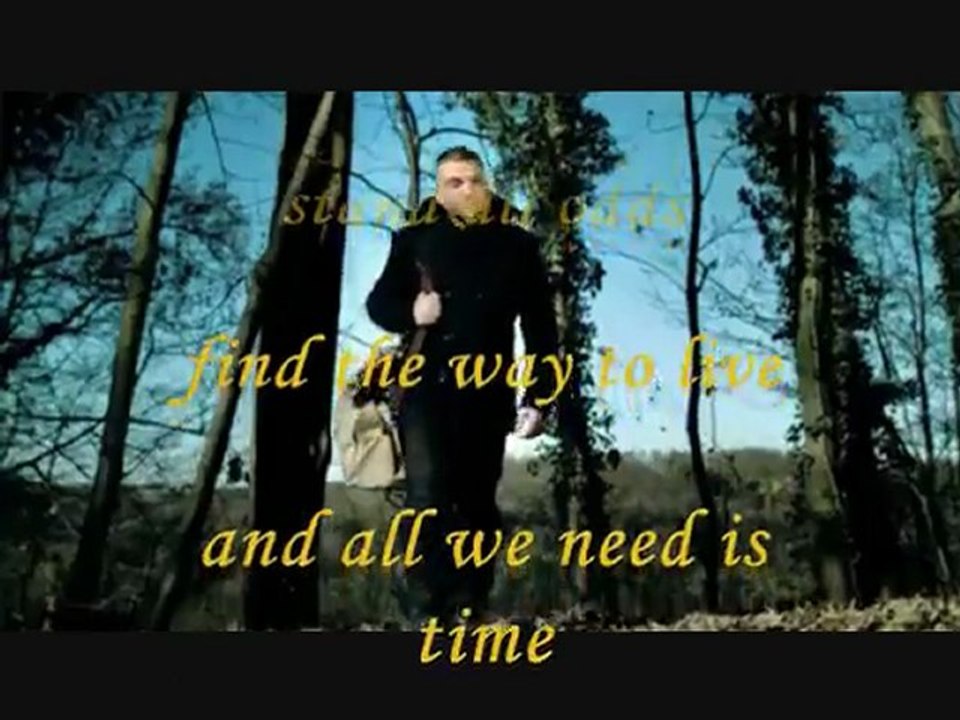 Menowin - Waiting for Christmas (Lyrics on Screen)