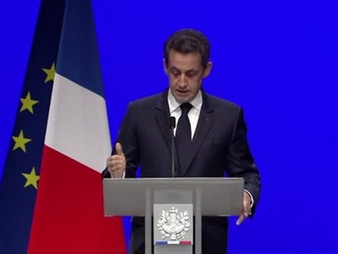 Sarkozy souhaite un nouveau cycle contre la peur