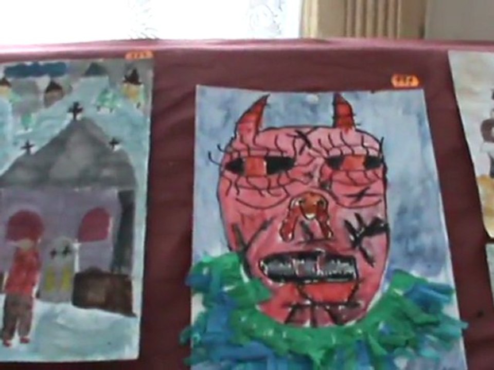 Expozitie cu desene la sala Gheorghe Chivu