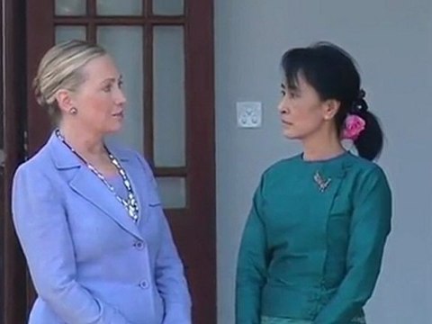 Clinton wraps up Myanmar visit