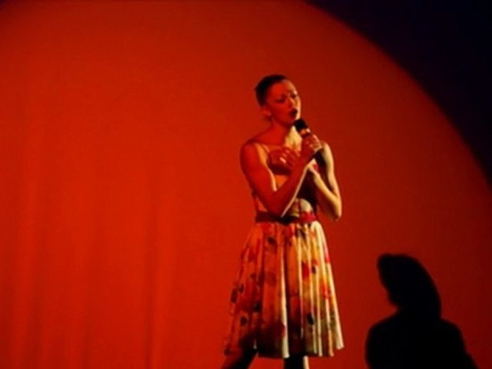 Chant "Mon Dieu" par Julie de Meulemeester