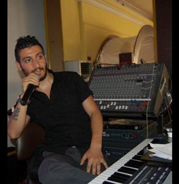 Yılın En İyi Facebook Bestesi Seni Facebook"ta Dürttürürmüyüm ?