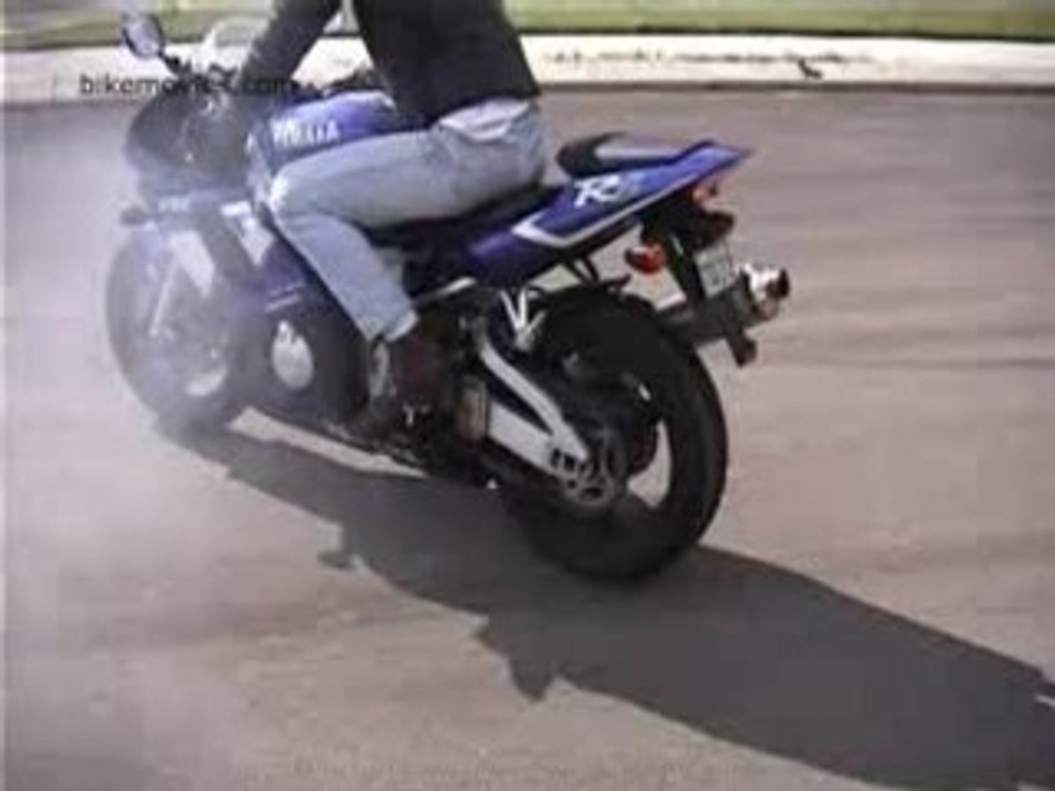 Andy-r6-burnout