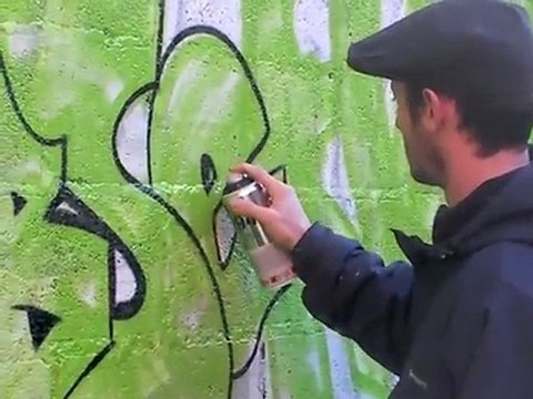 Solesmes : Christophe alias Wipe , un graffeur devenu décorateur