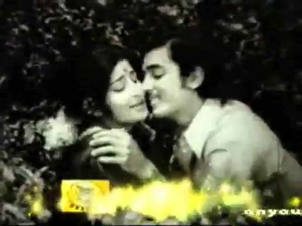 Nenjathil Poraadum
