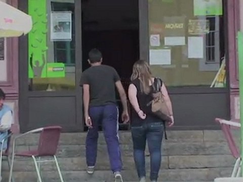 PETIT ESSAI ENTRE NOUS