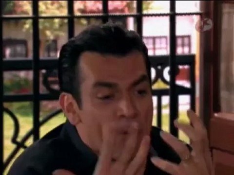 Paula le confiesa a Rogelio quien es el papa de su hijo