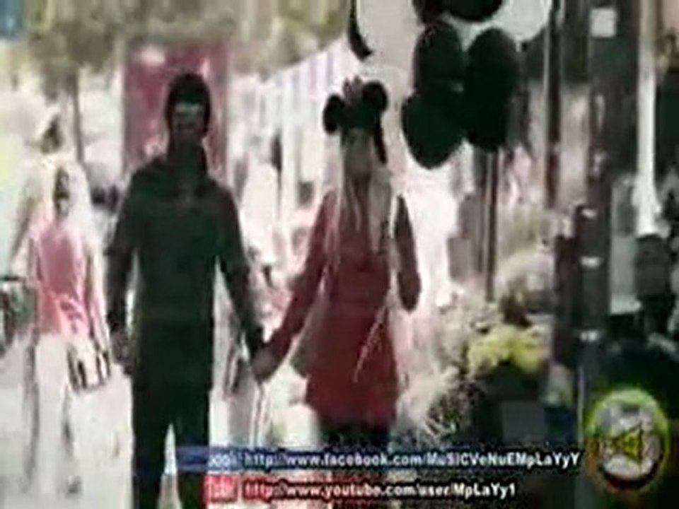 Seren Serengil - Tarihler Boyunca Orjinal Video Klip 2011