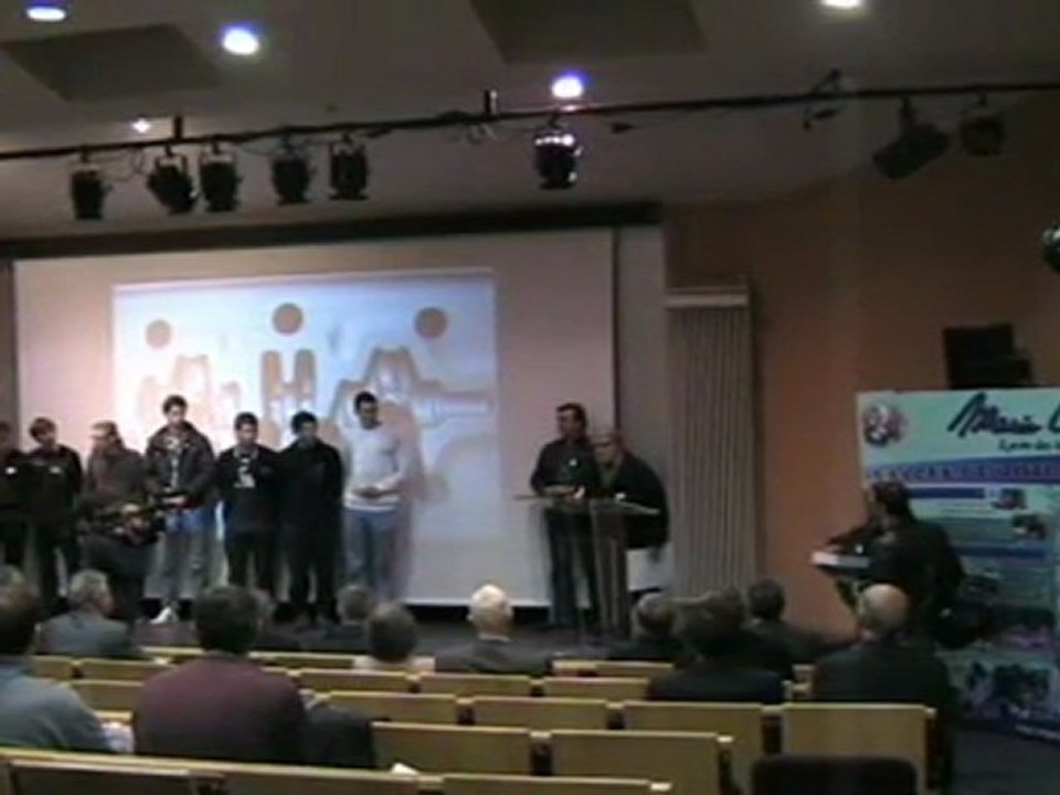 2011 11 30 -10- Lycée Marie Curie de NOGENT SUR OISE - 1er Prix du Challenge de la forge