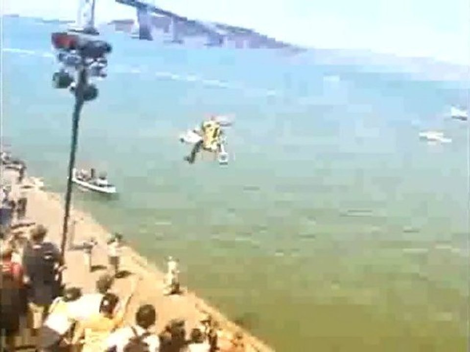 moto cross saut et chute impressionnant compil