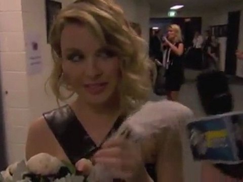 Kylie Minogue's Dressing Room interview Aria Awards 2011