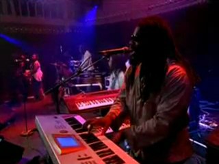 Morgan Heritage - Don't Haffi Dread - Live Amsterdam