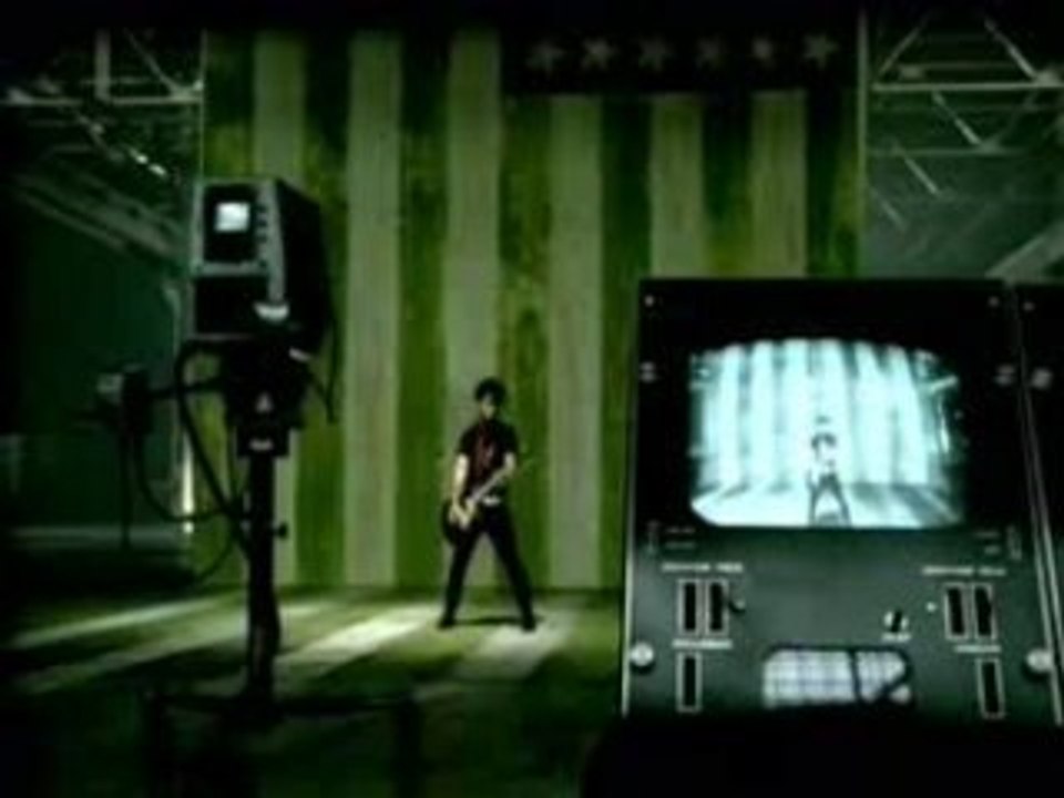 Green Day - American Idiot