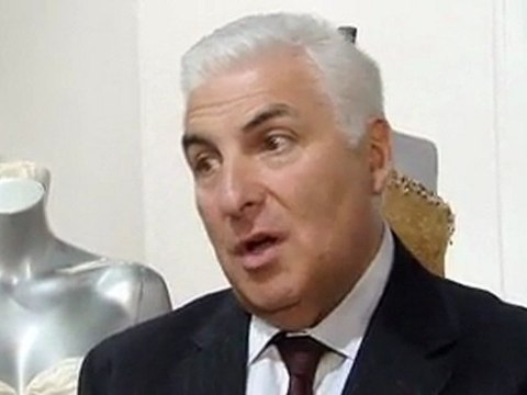 Mitch Winehouse finds listening to new Amy record 'difficult'