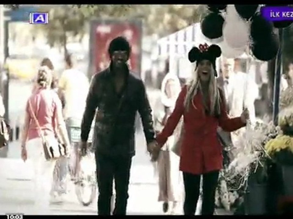 Seren Serengil - TARIHLER BOYUNCA yeni klip 2011