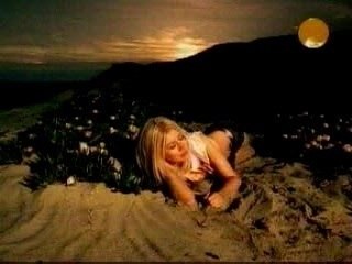 Cristina Aguilera - Genie in the bottle