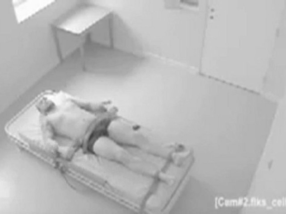Ne pas tourner le dos à un prisonnier