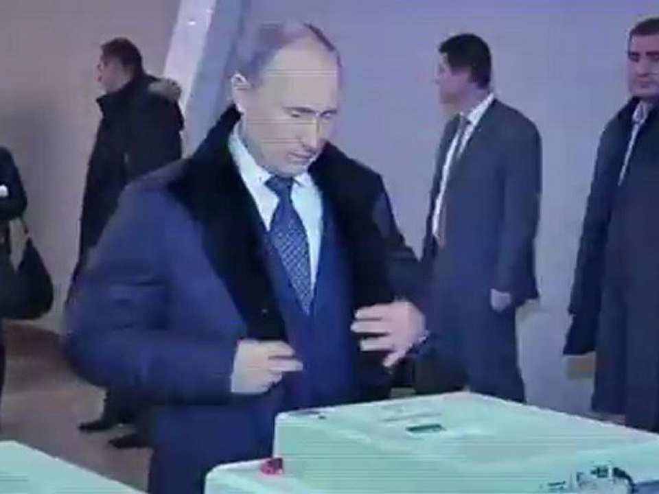 Putin votes in parliamentary elections