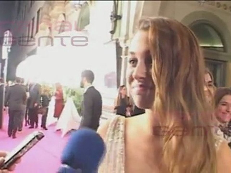 Blanca Suárez deslumbra en los Ondas 2011